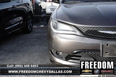 2016 Chrysler 200 S