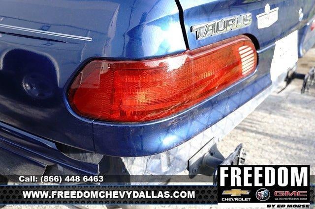 1995 Ford Taurus GL