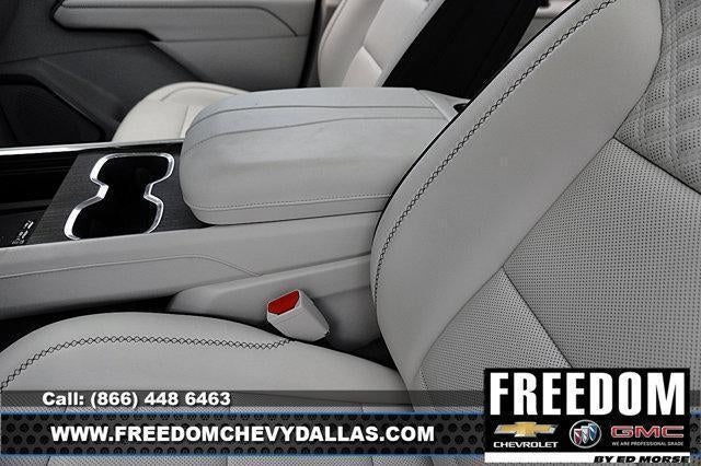2024 GMC Acadia Denali