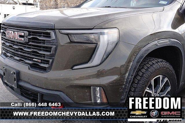 2024 GMC Acadia AT4