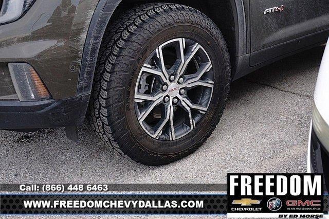2024 GMC Acadia AT4