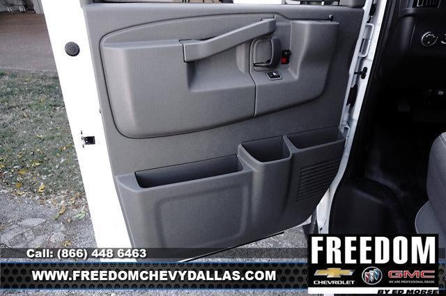 2025 GMC Savana Cargo 2500 Work Van