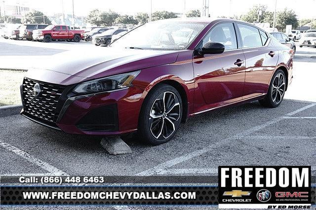 2024 Nissan Altima SR FWD