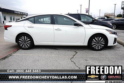 2025 Nissan Altima SV FWD