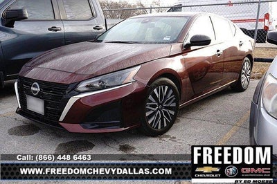 2025 Nissan Altima SV