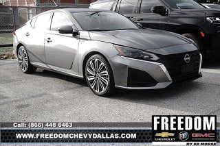 2023 Nissan Altima SL FWD