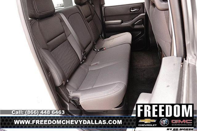 2023 Nissan Frontier Crew Cab SV 4x2