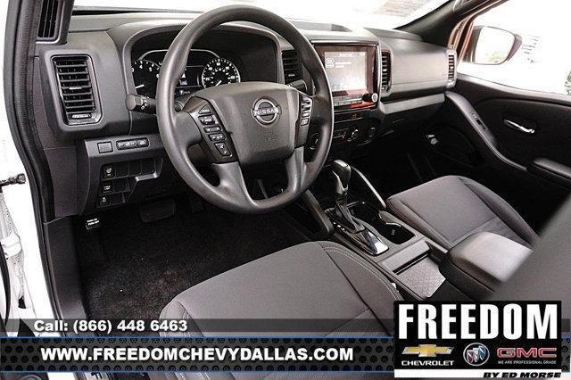 2023 Nissan Frontier Crew Cab SV 4x2