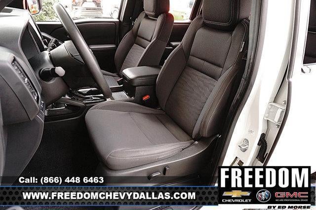 2023 Nissan Frontier Crew Cab SV 4x2