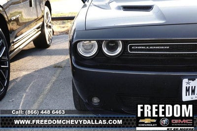 2016 Dodge Challenger SXT Plus