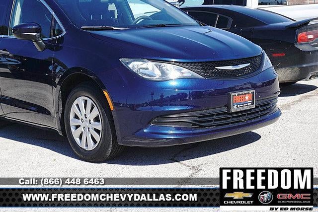 2020 Chrysler Voyager L